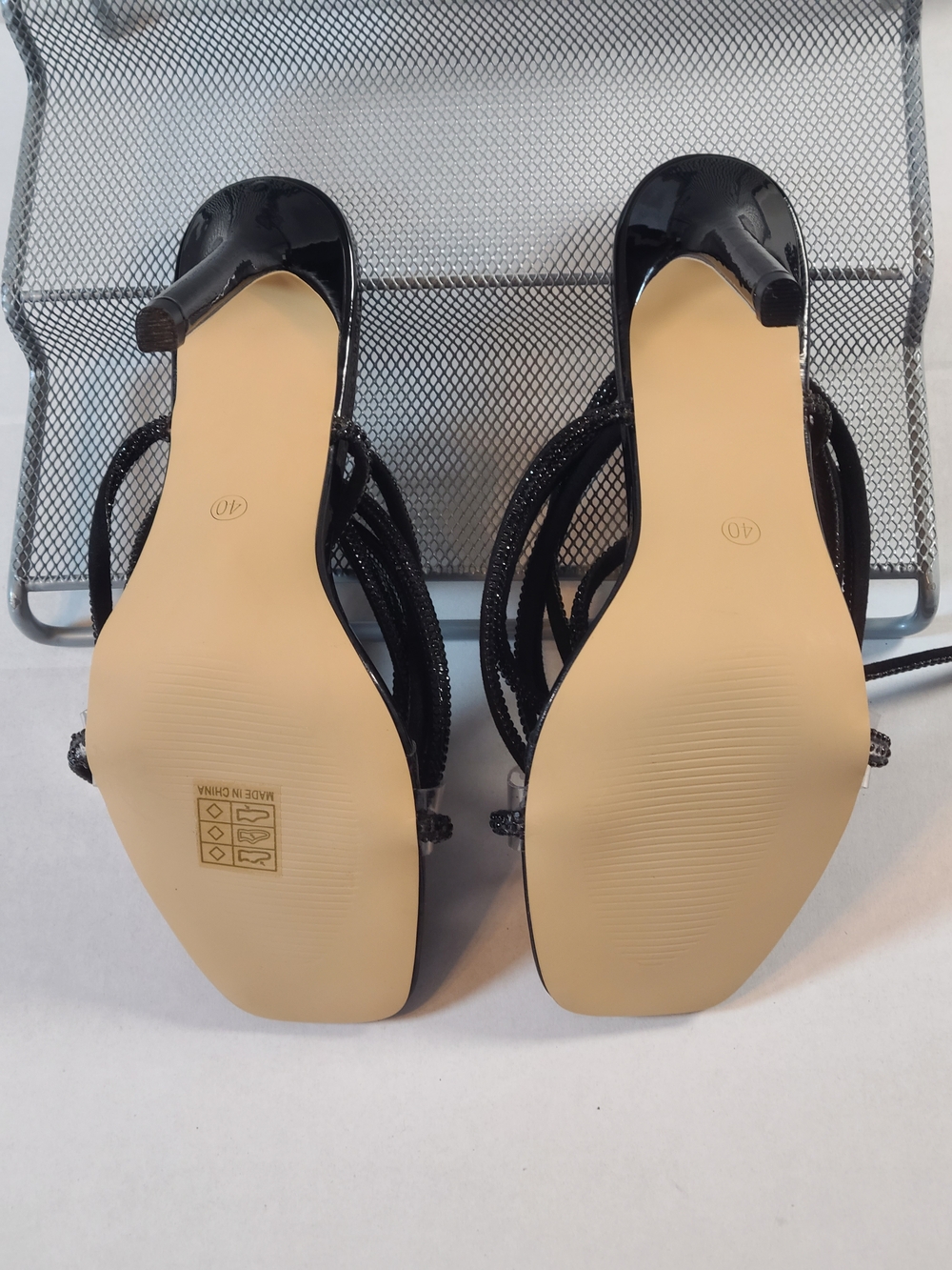 Black Strappy Sexy Lace-Up Gladitor Women's 8 Sandals Stilettos 4.5 Inch Heels - Picture 5 of 7